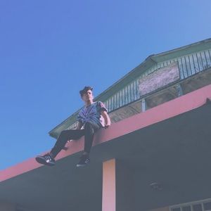 Meet your Posher, Jean